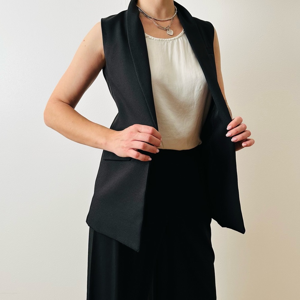 Vintage Achielry black single-breasted sleeveless blazer - Picture 2 of 8